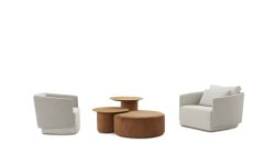 Poltronas JOY e mesa e pufe DISCO