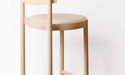 gravata high stool - bleached tauari (campaign-2)