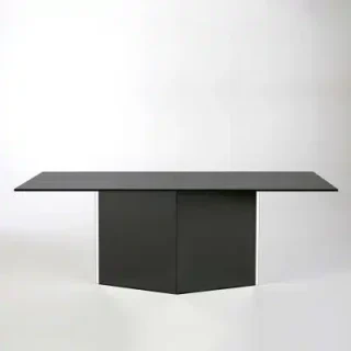 terpins.com_02-linha-v-aparador-in-preto_est-low-405x400.jpg