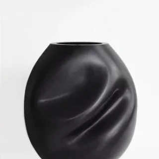 terpins.com_vaso-liquido-i-preto_foto-andrcs-otero_2013-low-299x400.jpg