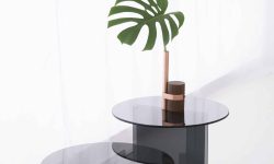 vidro table (exhibition-1)