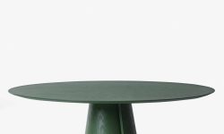 volta dining table 140 - leaf green (1)